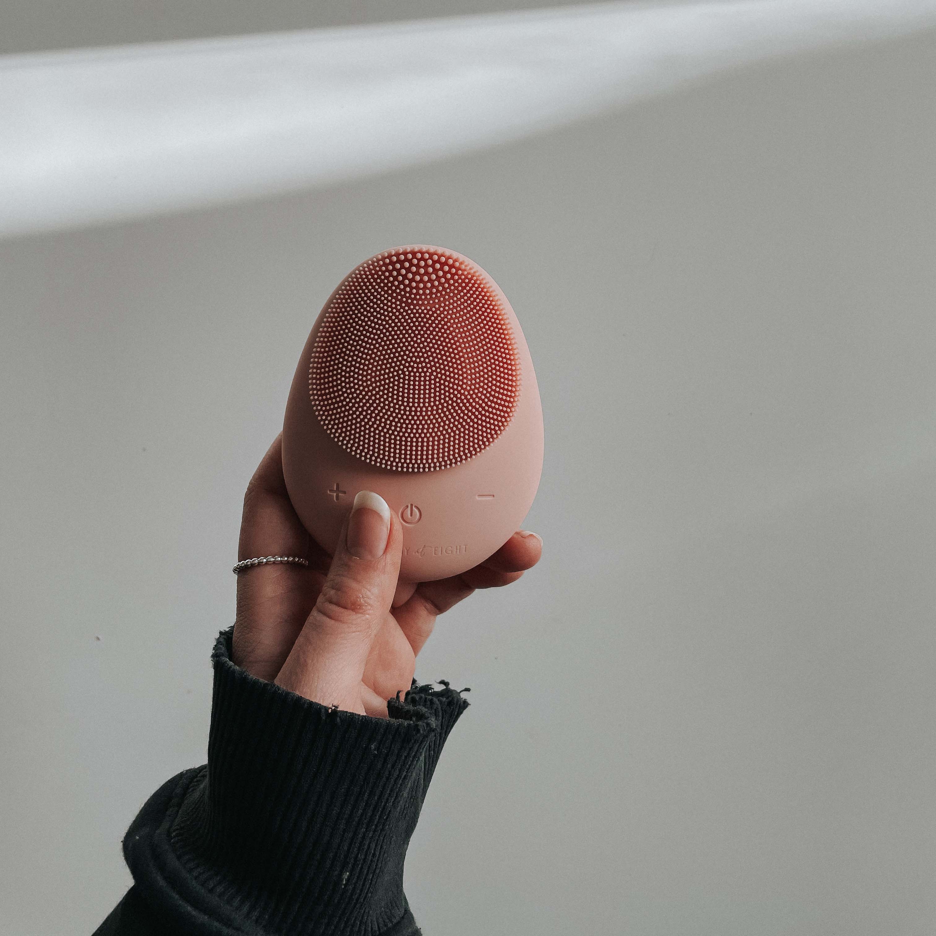 The Cleansing Brush - Blush
